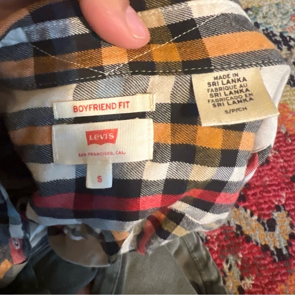 Levi’s boyfriend plaid button down shirt size s - Picture 5 of 5
